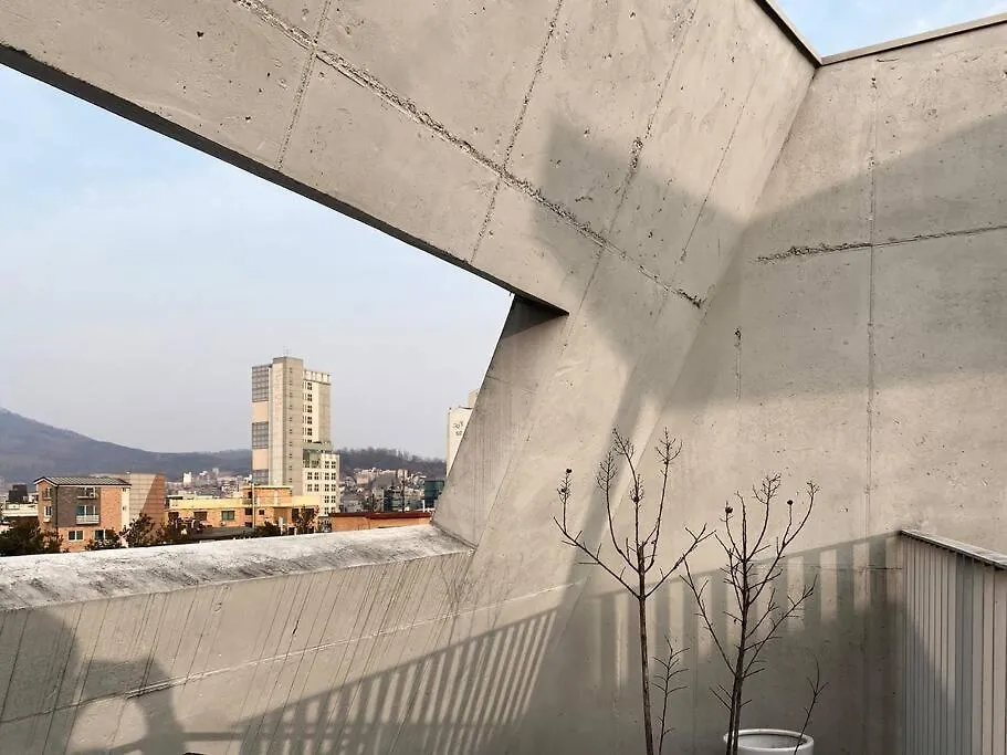 Private Duplex House With A Nice Rooftop - Foreigner Only Seoul