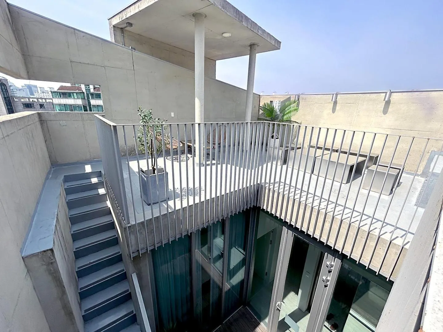 Private Duplex House With A Nice Rooftop - Foreigner Only Seoul